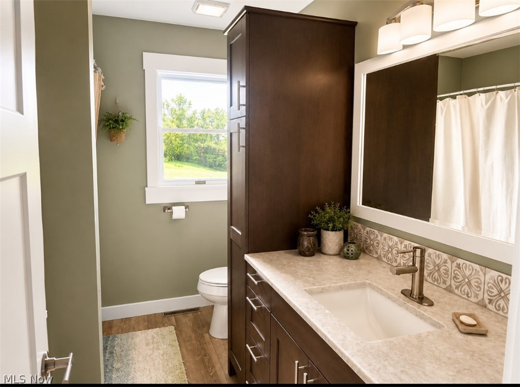 580 County Road 59 Bergholz OH 43908