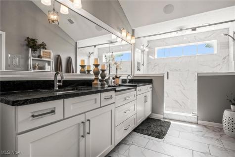 32577 Muirfield Drive Avon Lake OH 44012