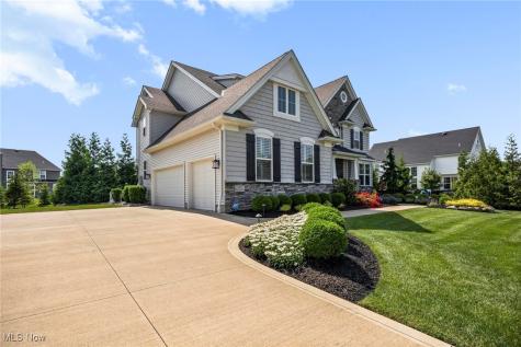 32577 Muirfield Drive Avon Lake OH 44012