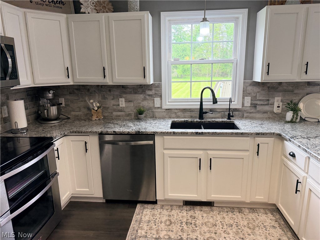 3440 W Middletown Road Columbiana OH 44408