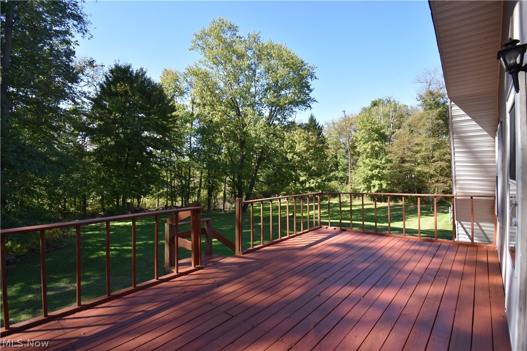 1916 Brookfield Road Hubbard OH 44425