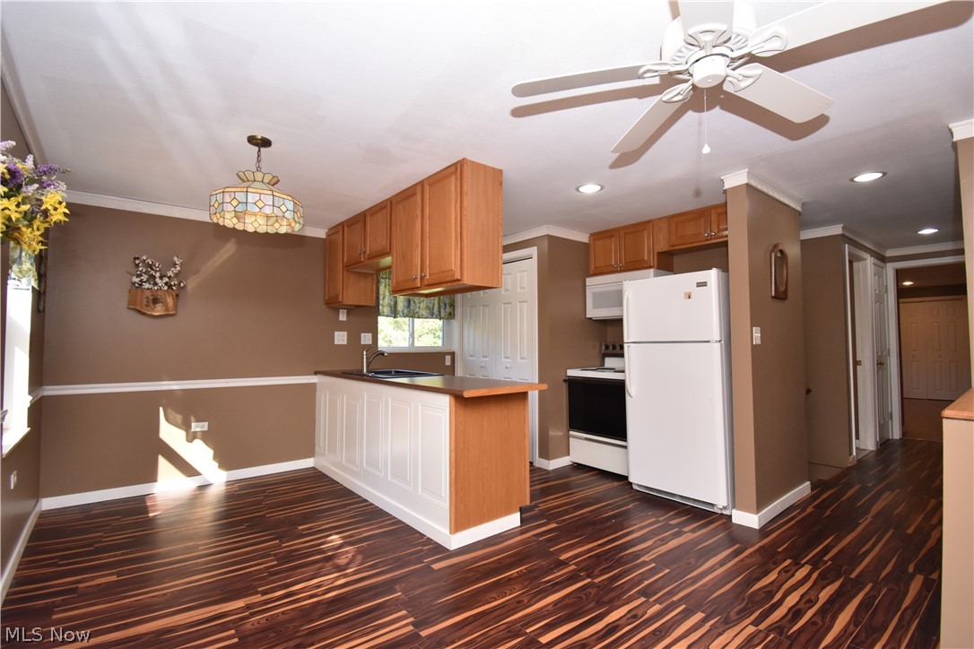 1916 Brookfield Road Hubbard OH 44425