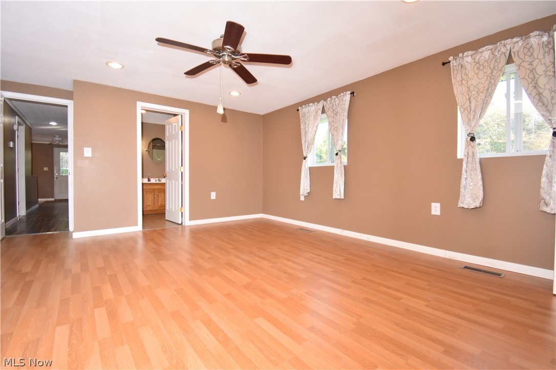 1916 Brookfield Road Hubbard OH 44425