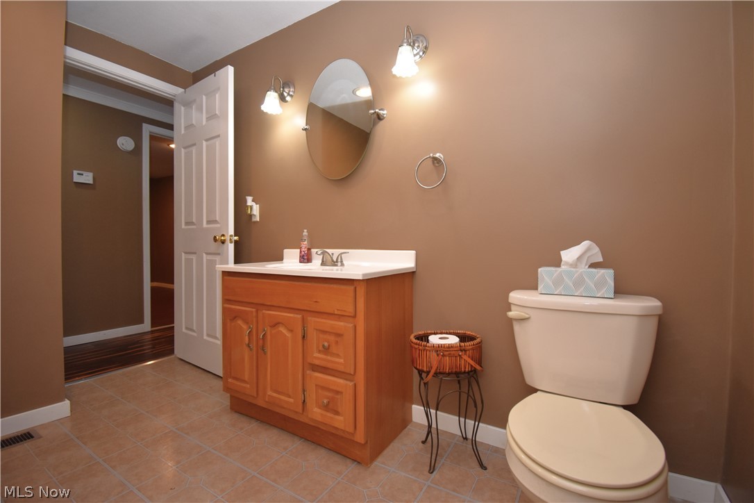 1916 Brookfield Road Hubbard OH 44425