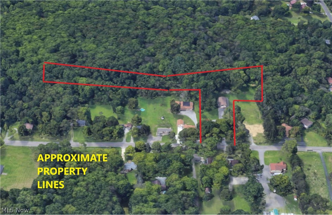 1916 Brookfield Road Hubbard OH 44425