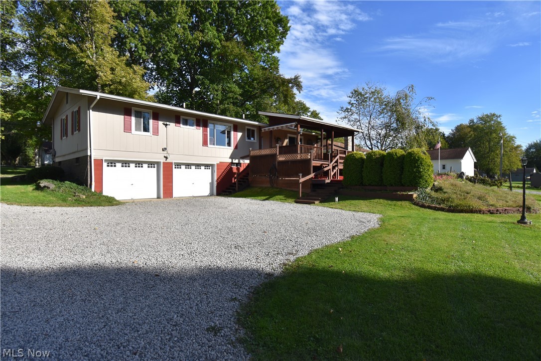 1916 Brookfield Road Hubbard OH 44425