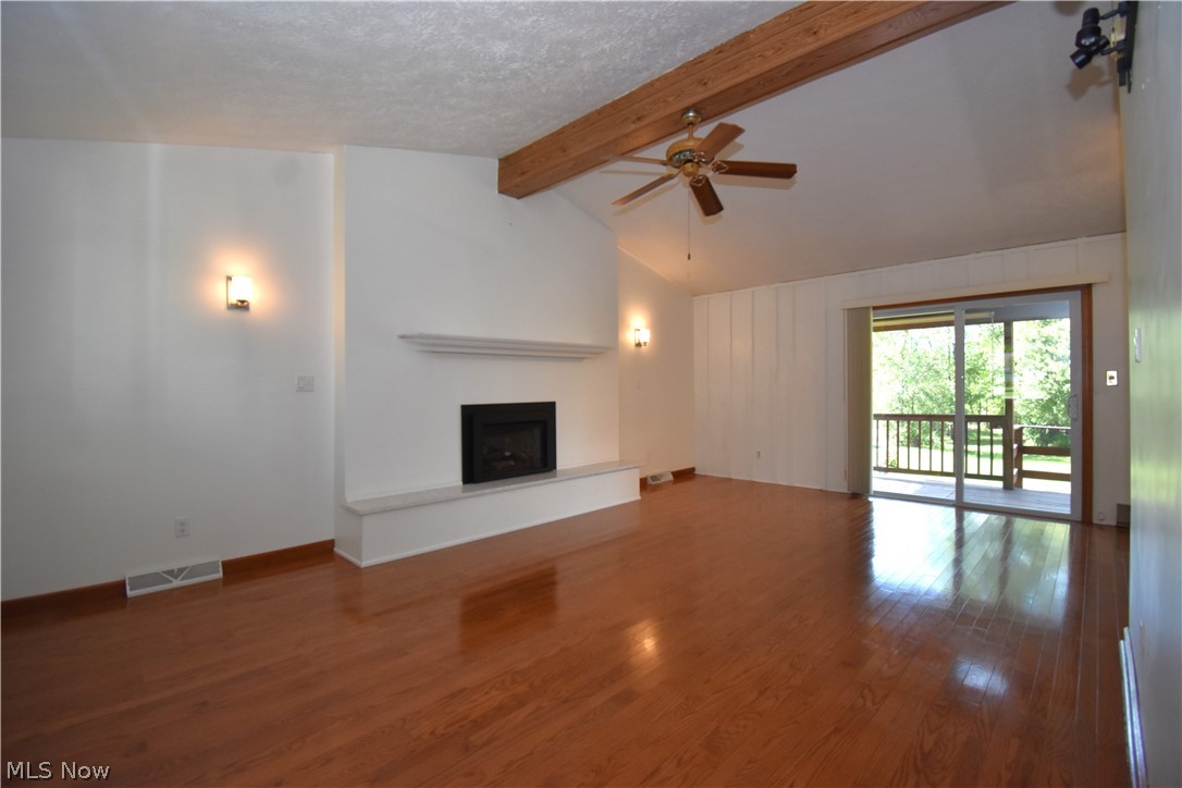 1916 Brookfield Road Hubbard OH 44425