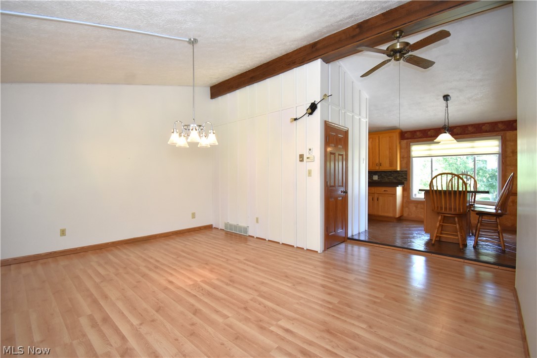 1916 Brookfield Road Hubbard OH 44425