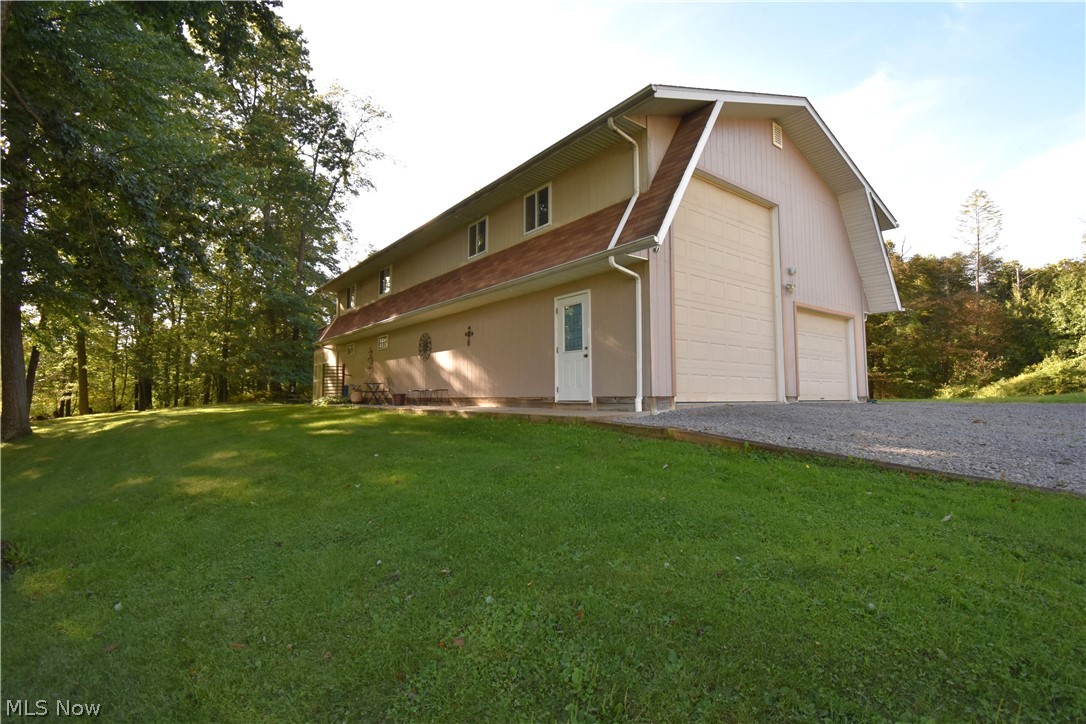 1916 Brookfield Road Hubbard OH 44425