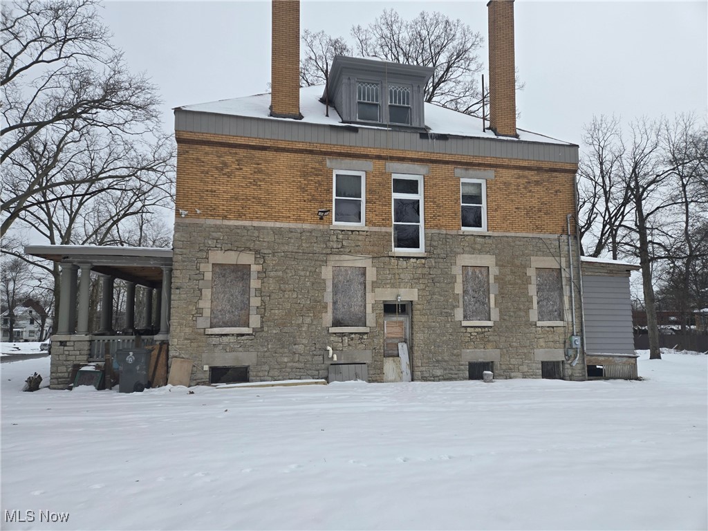 239 N Heights Avenue Youngstown OH 44504