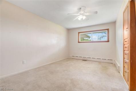 14177 Millersburg Road SW Navarre OH 44662