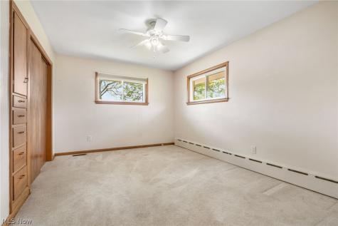 14177 Millersburg Road SW Navarre OH 44662