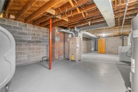 14177 Millersburg Road SW Navarre OH 44662