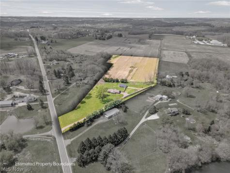 14177 Millersburg Road SW Navarre OH 44662