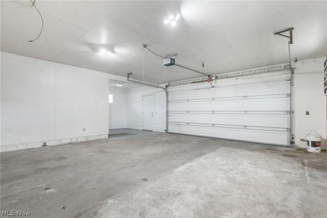 14177 Millersburg Road SW Navarre OH 44662