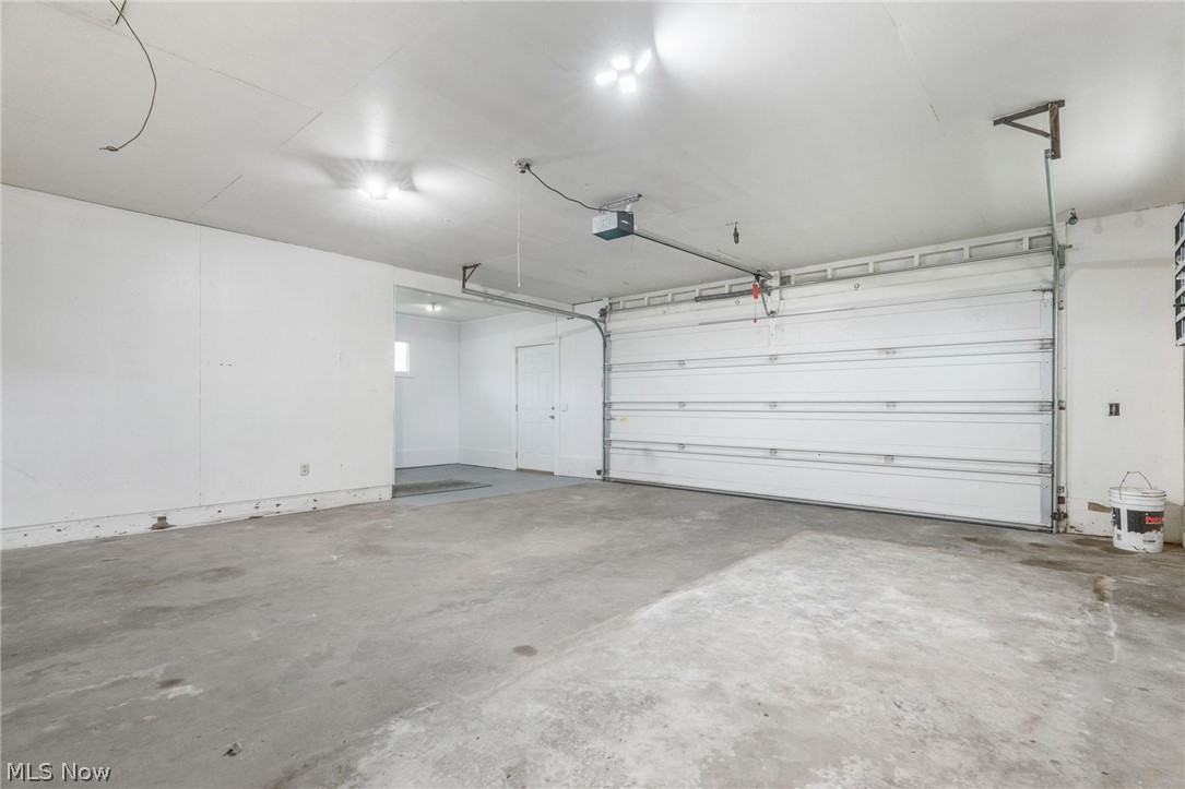 14177 Millersburg Road SW Navarre OH 44662
