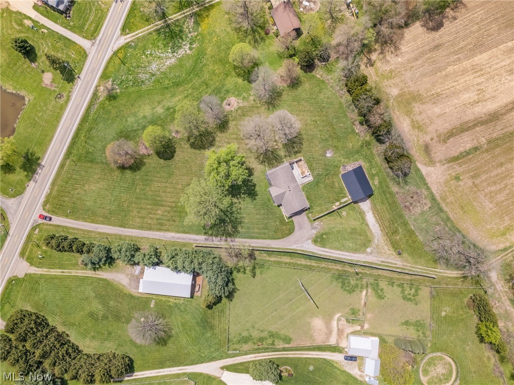 14177 Millersburg Road SW Navarre OH 44662