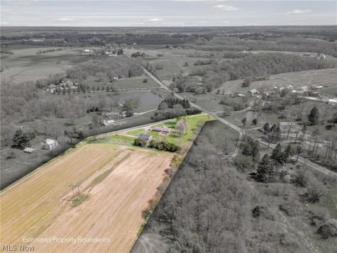 14177 Millersburg Road SW Navarre OH 44662