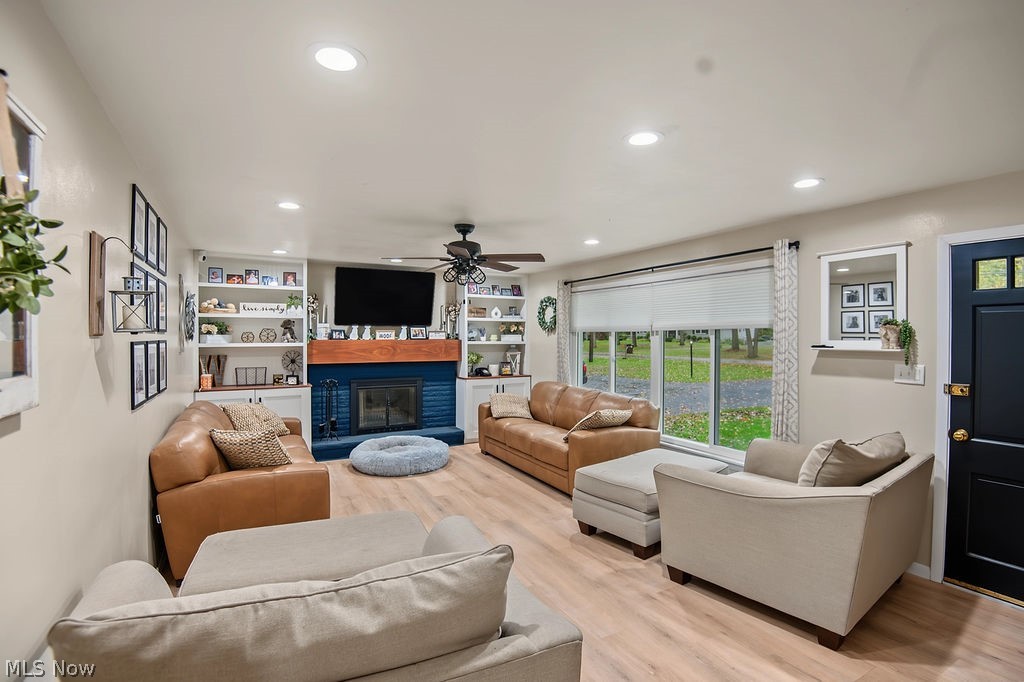 1533 Lake Drive Hubbard OH 44425
