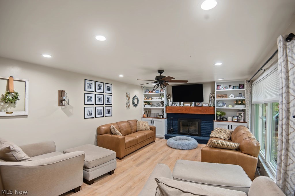 1533 Lake Drive Hubbard OH 44425