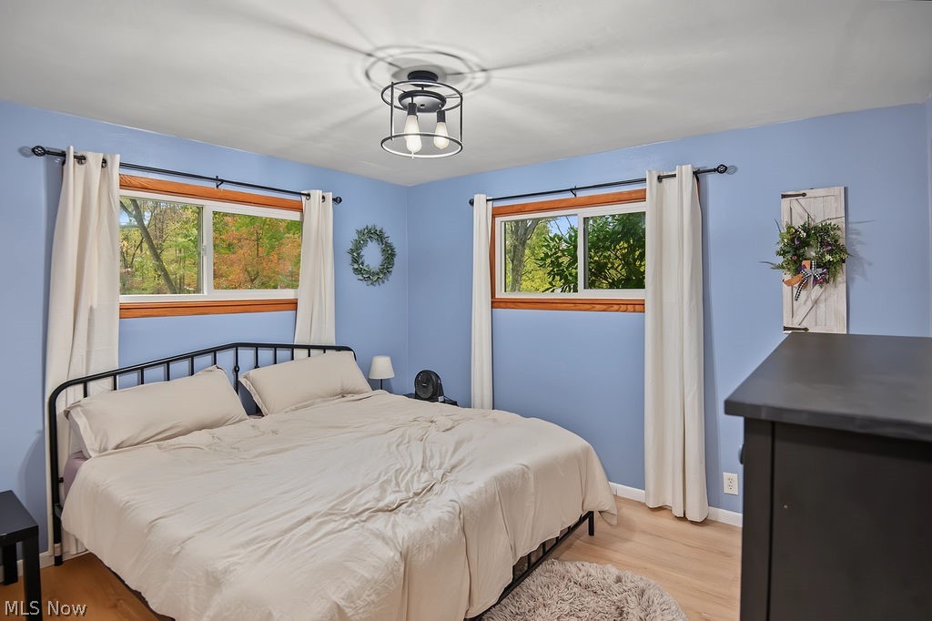 1533 Lake Drive Hubbard OH 44425