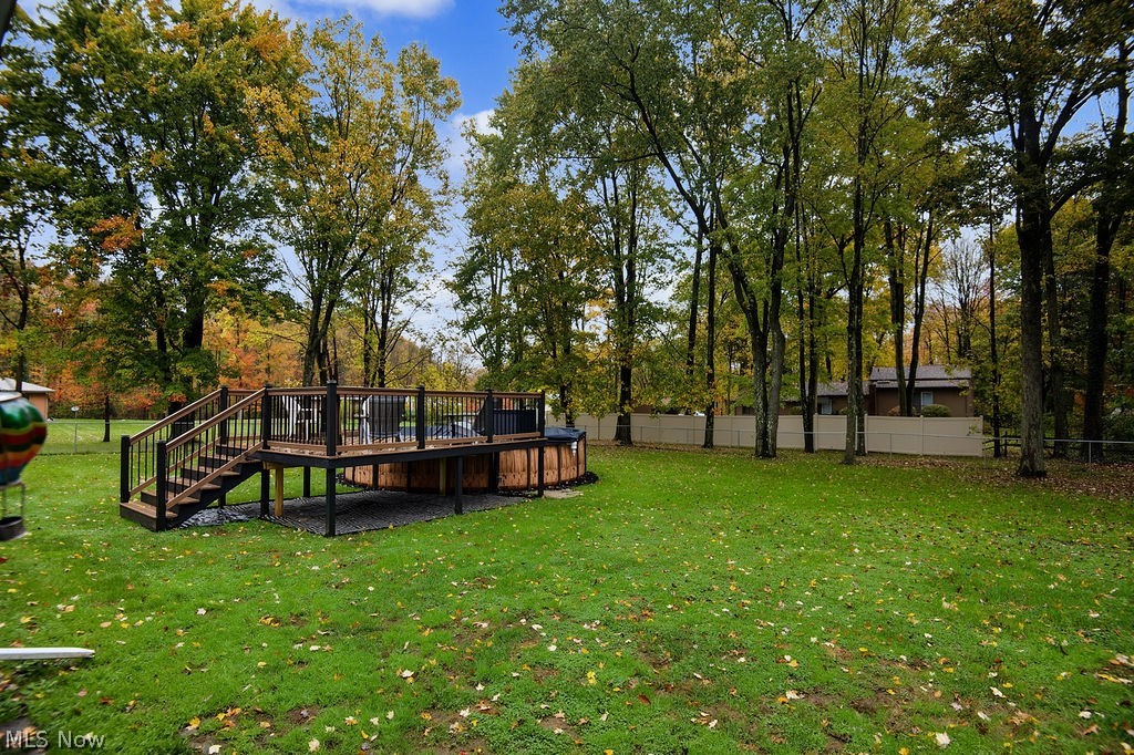 1533 Lake Drive Hubbard OH 44425