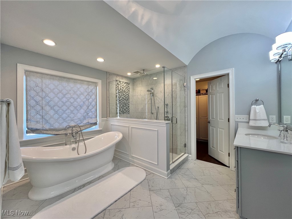 9299 White Oak Road Kirtland OH 44094