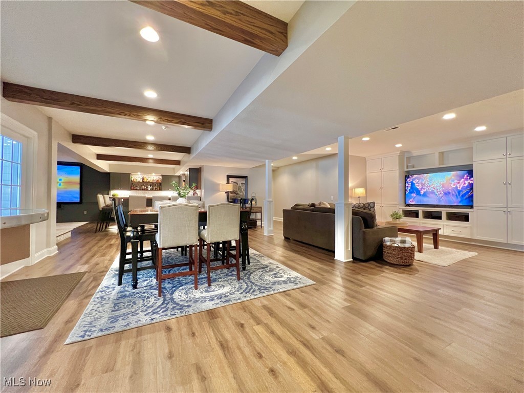 9299 White Oak Road Kirtland OH 44094