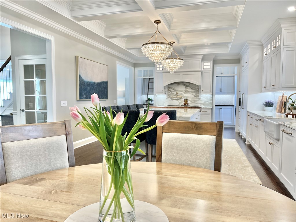 9299 White Oak Road Kirtland OH 44094