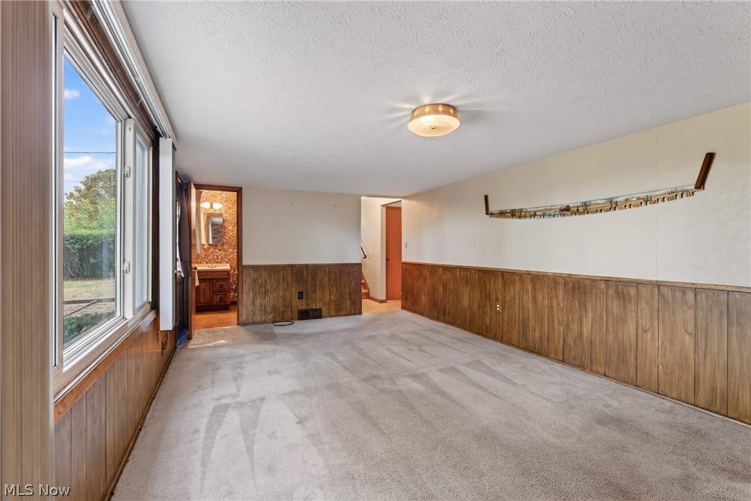 5715 Skyline Drive Seven Hills OH 44131