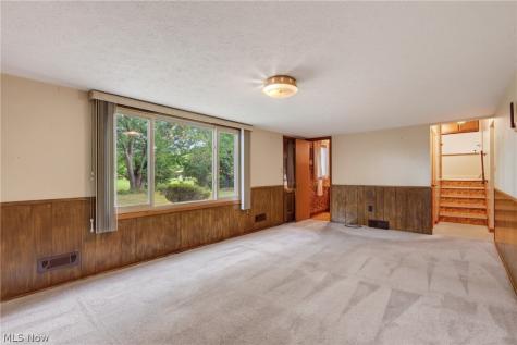 5715 Skyline Drive Seven Hills OH 44131