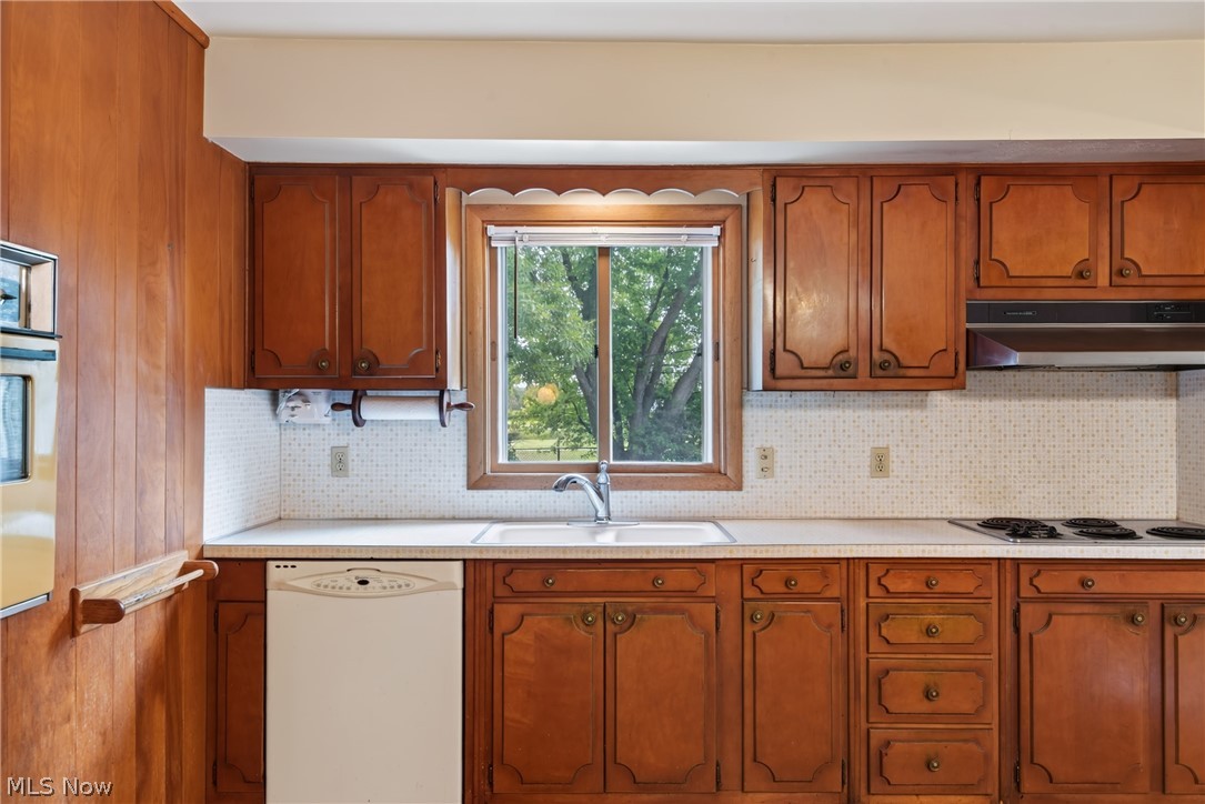 5715 Skyline Drive Seven Hills OH 44131
