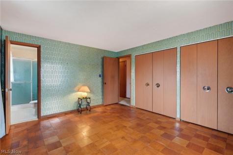5715 Skyline Drive Seven Hills OH 44131