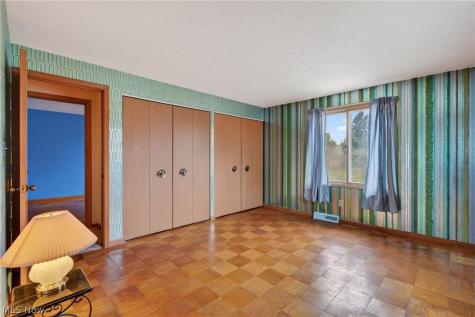 5715 Skyline Drive Seven Hills OH 44131