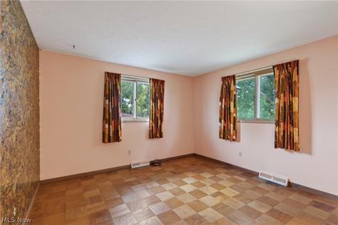 5715 Skyline Drive Seven Hills OH 44131