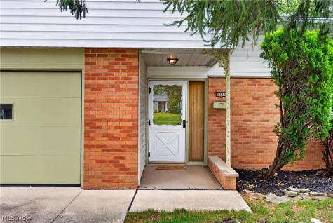 5715 Skyline Drive Seven Hills OH 44131