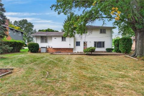 5715 Skyline Drive Seven Hills OH 44131