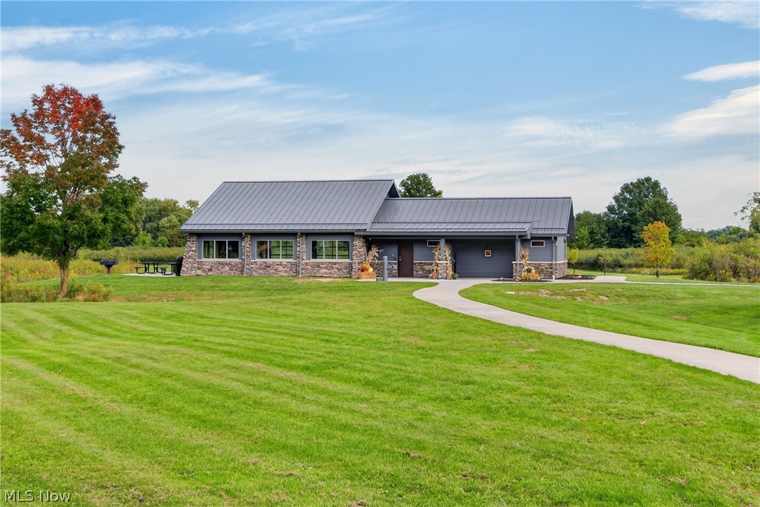 5715 Skyline Drive Seven Hills OH 44131