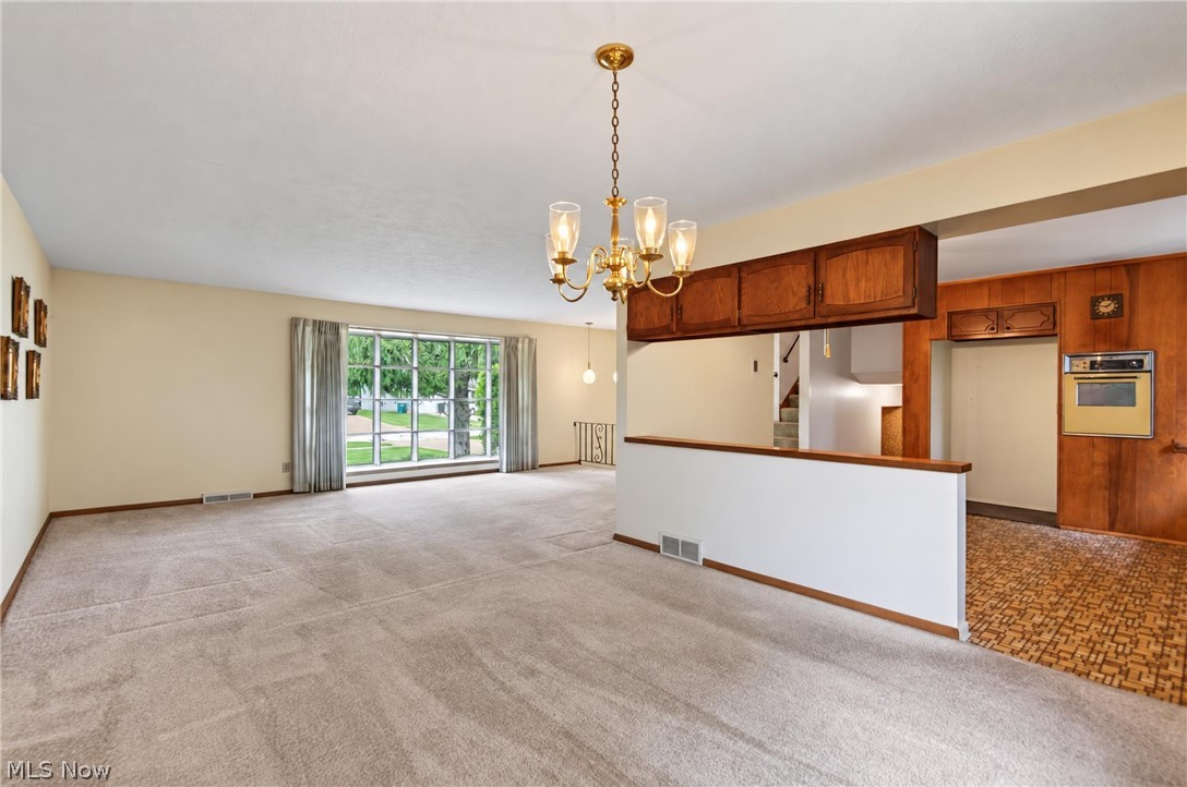 5715 Skyline Drive Seven Hills OH 44131