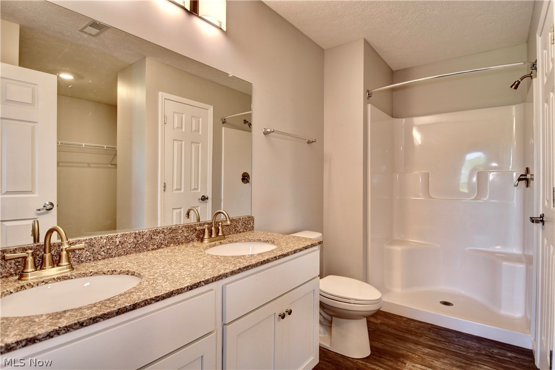 586 Keim Drive NW Strasburg OH 44680