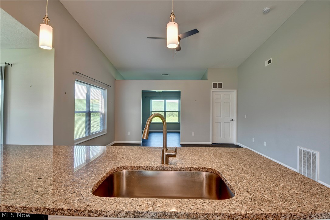 586 Keim Drive NW Strasburg OH 44680