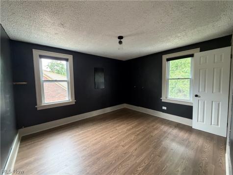 951 Roanoke Road Cleveland Heights OH 44121