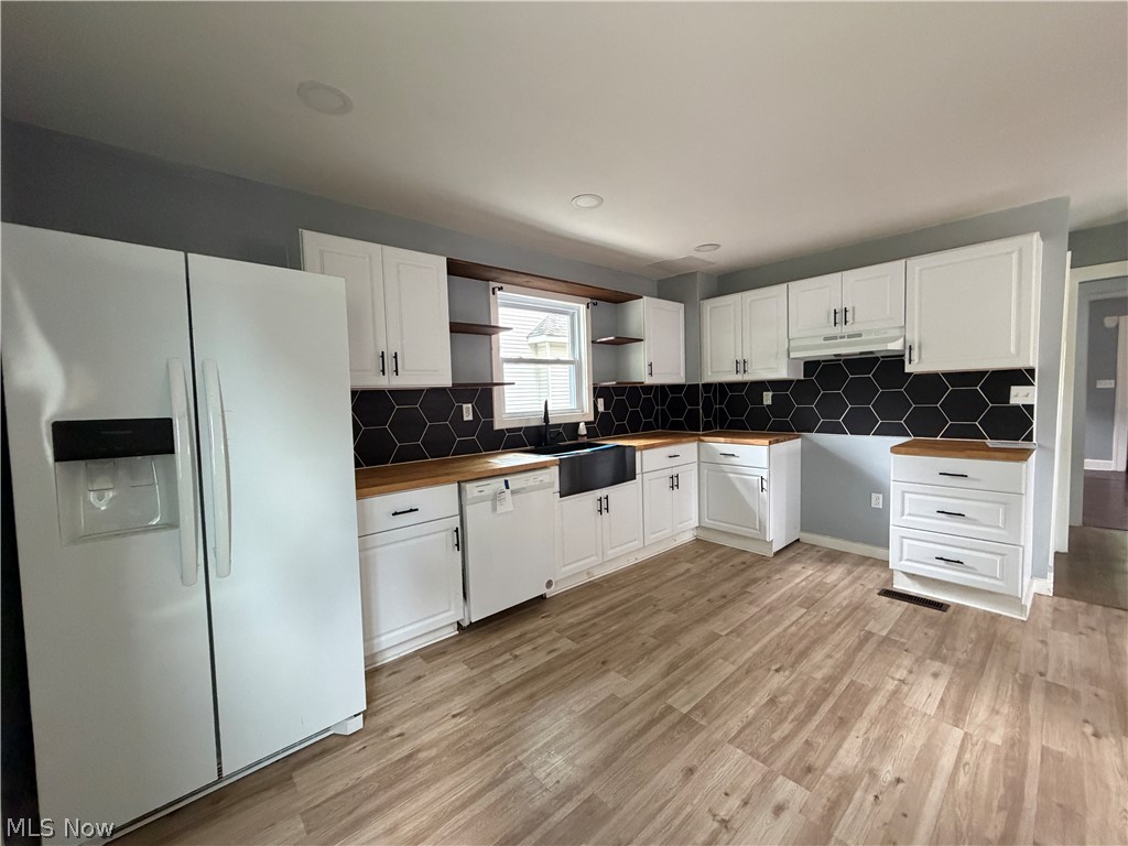 951 Roanoke Road Cleveland Heights OH 44121