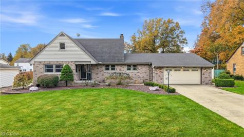 525 Carlotta Drive Youngstown OH 44504
