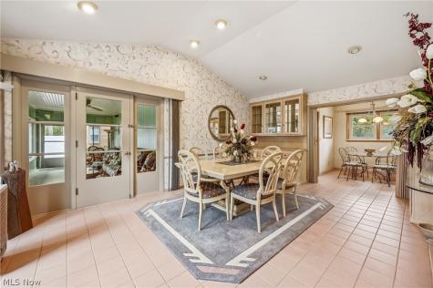 525 Carlotta Drive Youngstown OH 44504