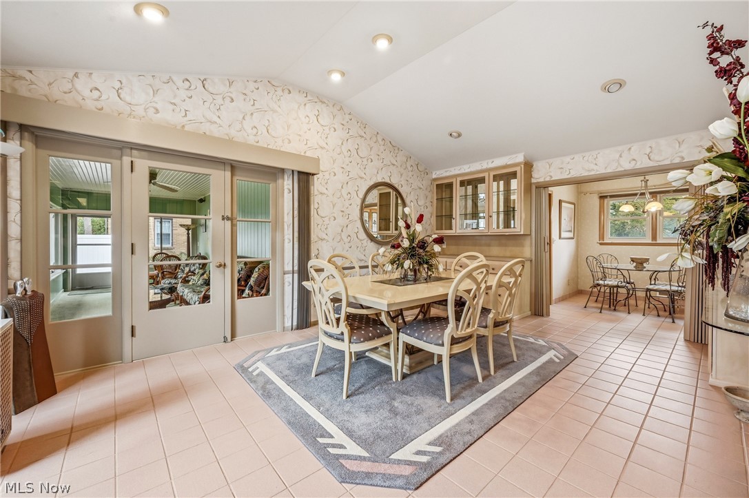 525 Carlotta Drive Youngstown OH 44504