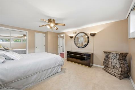 525 Carlotta Drive Youngstown OH 44504