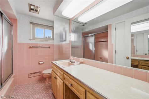 525 Carlotta Drive Youngstown OH 44504