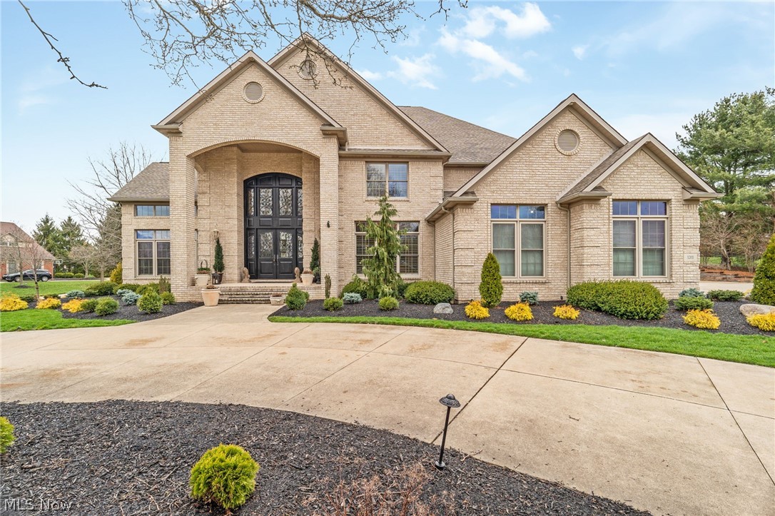 1311 Chantilly Circle NE Canton OH 44721