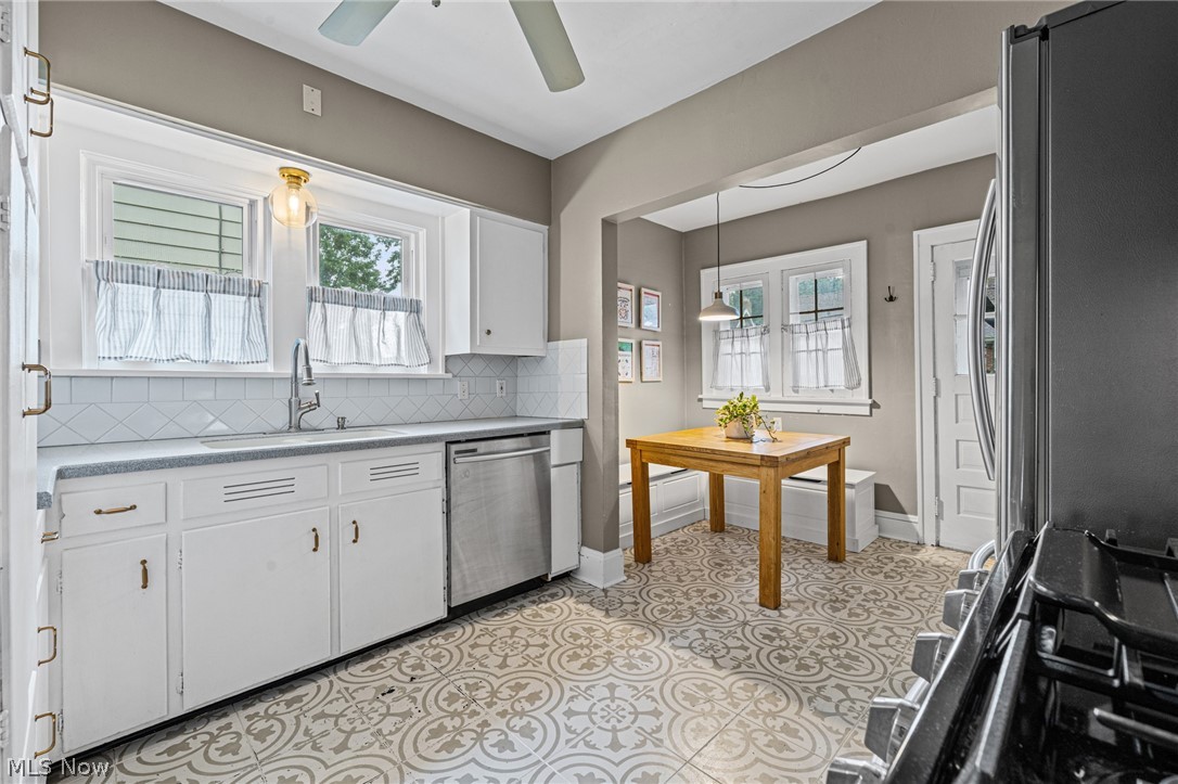 2515 Whitelaw Street Cuyahoga Falls OH 44221